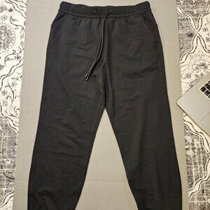 Lululemon cropped sweatpants 6